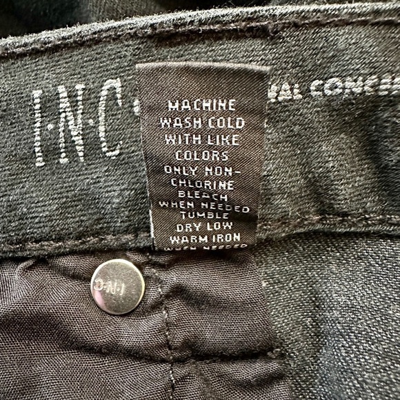INC DENIM, BLACK, 5 POCKET JEANS. STRETCHY, SOFT FABRIC, SKINNY LEG. SIZE 16 - Picture 7 of 7